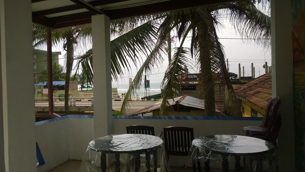 The Finz Hotel ฮิกคาดูวา ภายนอก รูปภาพ