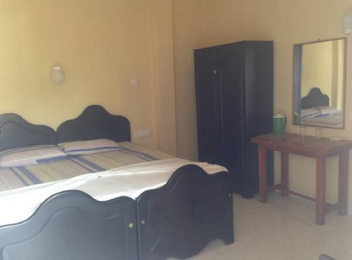 The Finz Hotel ฮิกคาดูวา ภายนอก รูปภาพ
