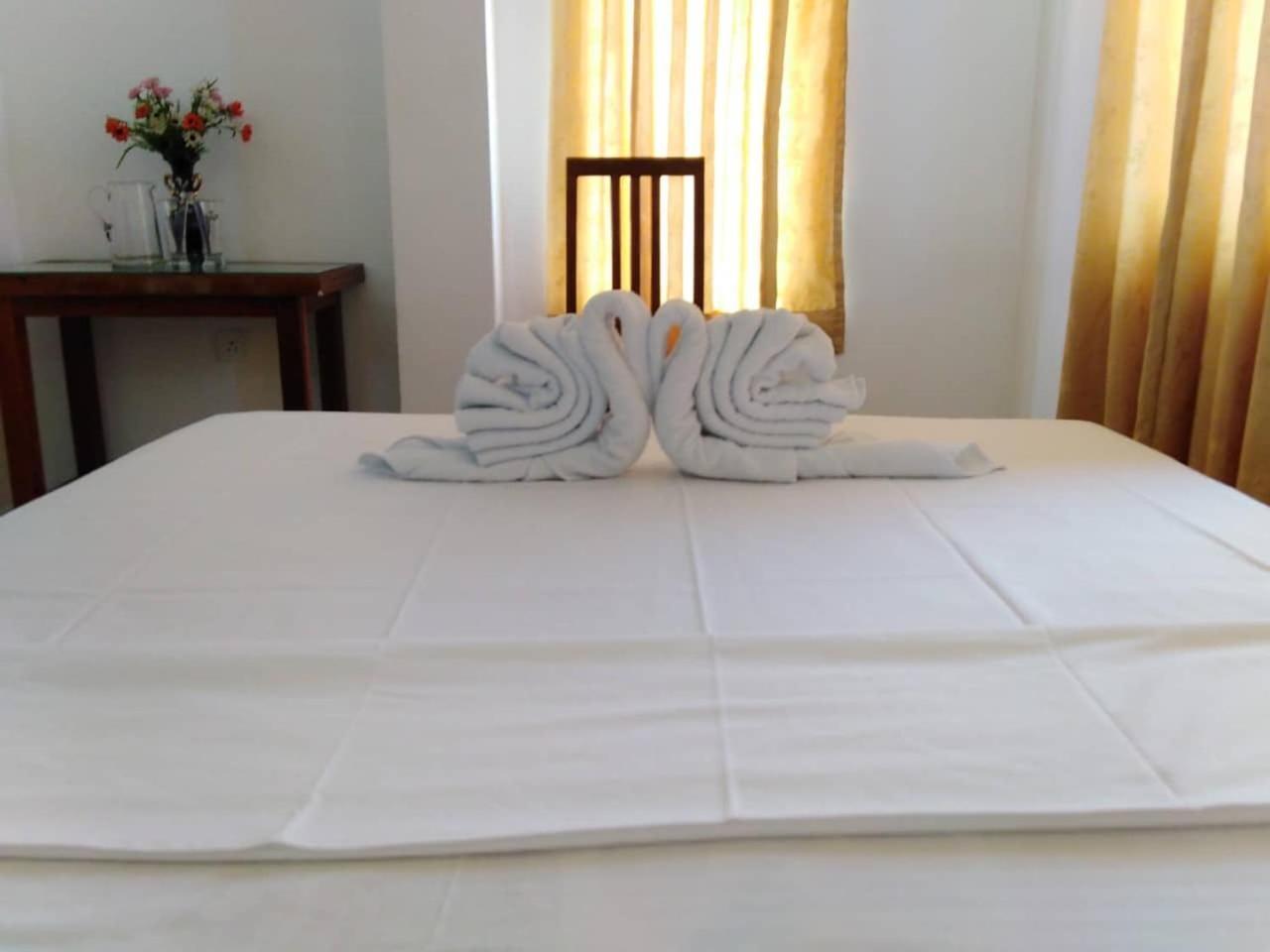 The Finz Hotel ฮิกคาดูวา ภายนอก รูปภาพ